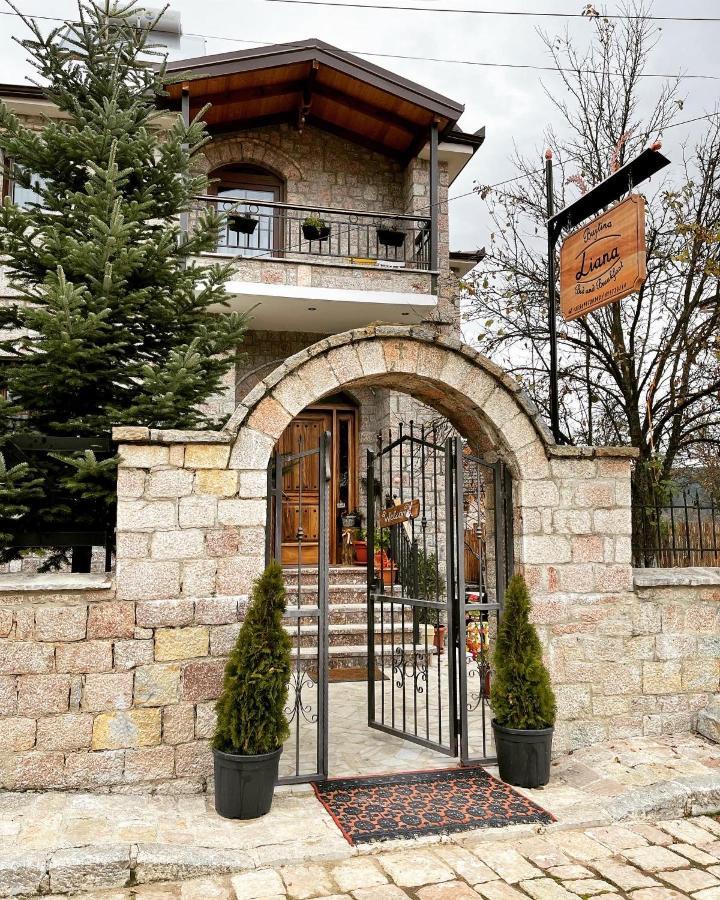 Bujtina Liana Voskopoje Hotel Exterior photo